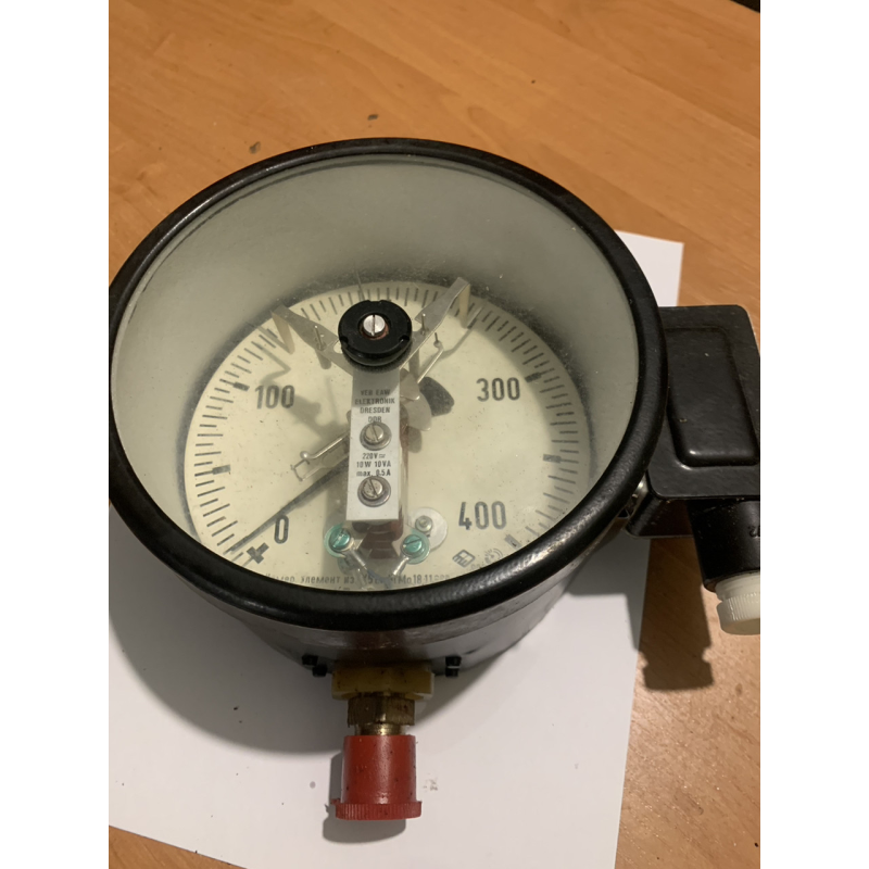 Манометр електроконтактний TGL 0-400KPa