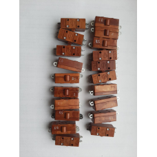 Д713 мікроперемикач